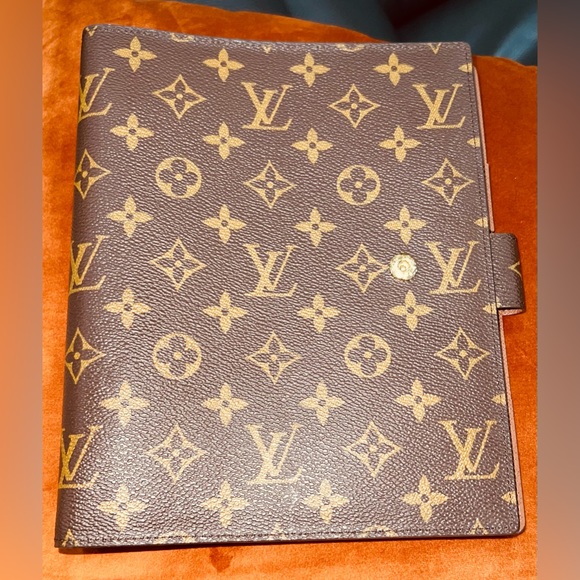 COPY - Authentic Louis Vuitton Monogram Agenda GM/ Large Ring Agenda Cover - Picture 7 of 16